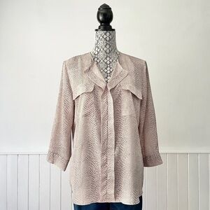 Violet & Claire Pastel Snake Print Split Neck 3/4 Sleeve High Low Blouse Size L